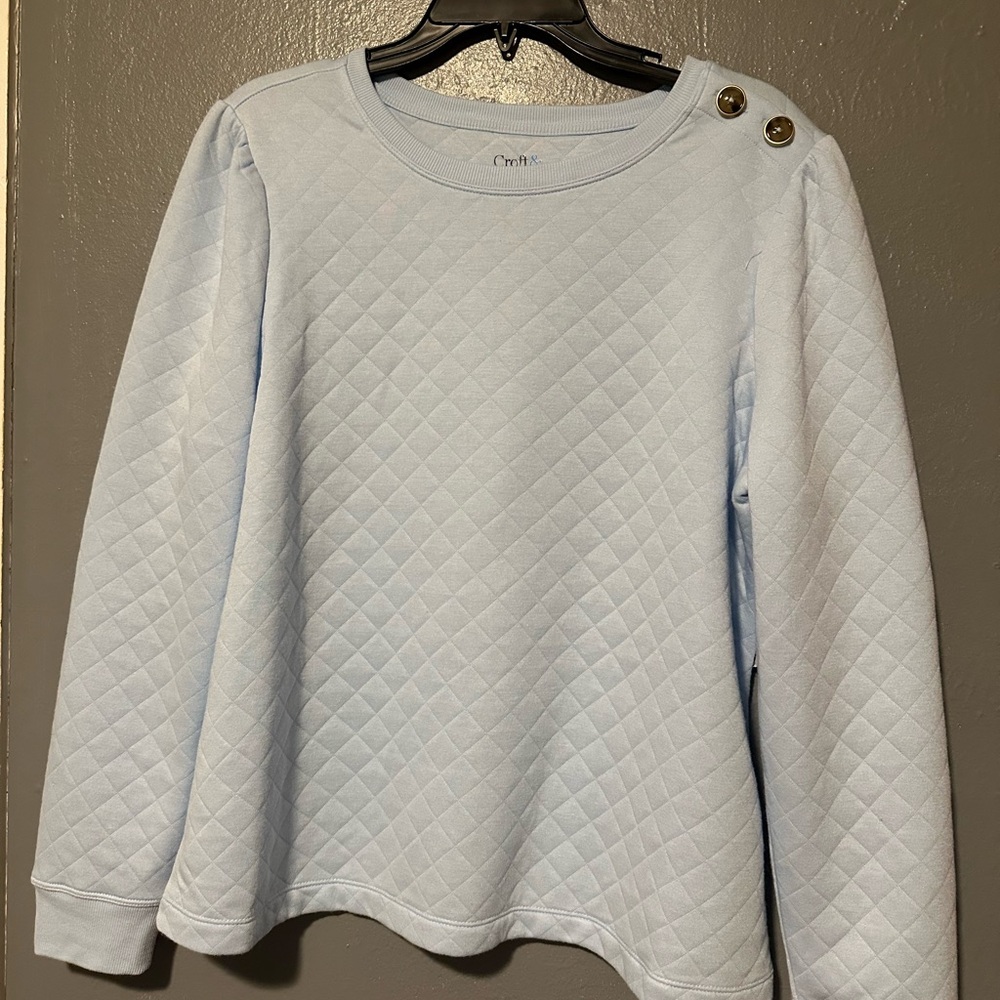 Croft & Barrow Light Blue Quilted Top